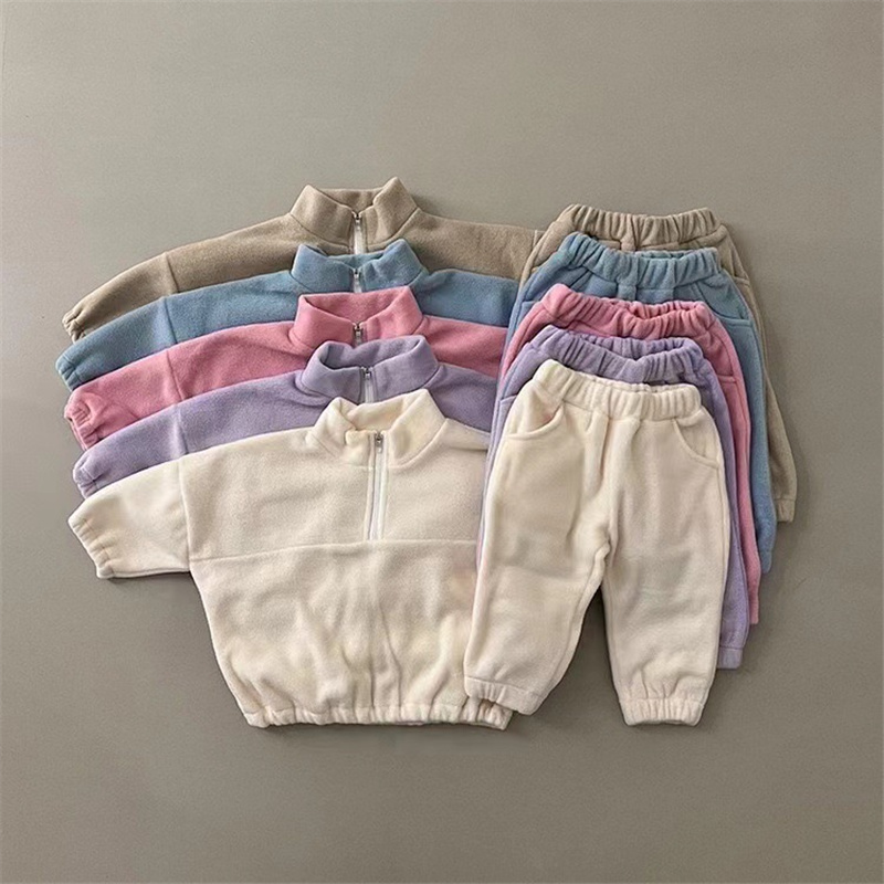 Winter Clothing Activity - Bambini in pile caldo set inverno