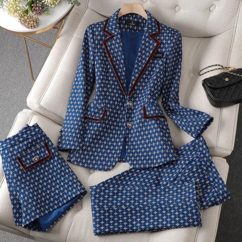 Completo da donna elegante da  - Jack Winter Clothing recensione e prezzo