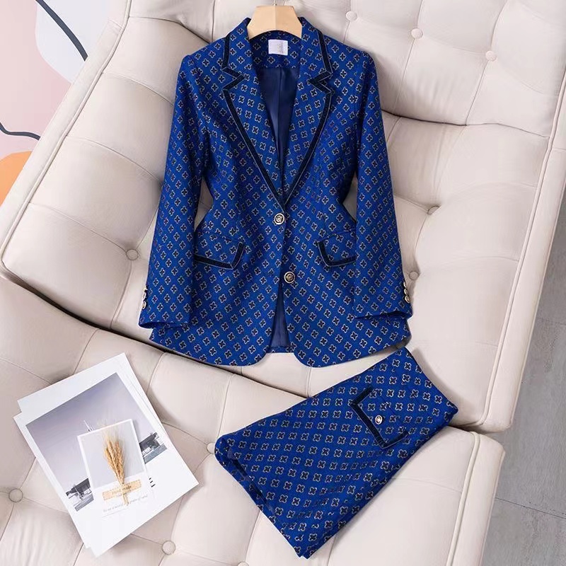 Completo da donna elegante da  - Jack Winter Clothing recensione e prezzo